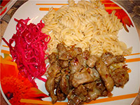 Маринованные куриные желудки