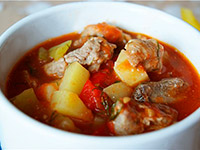 Гуляш из свинины