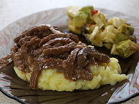 Говядина тушёная