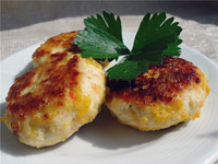 Биточки в панировке из чипсов