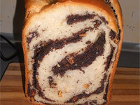 Хлеб с маком, мёдом и орехами