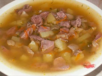 Суп с куриными сердечками, грибами и гречкой