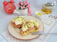 Яйца «Бенедикт» в голландском соусе