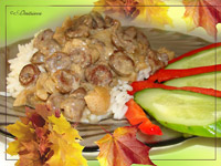 Куриные сердечки с яблоками