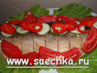 Запечённая горбуша с овощами