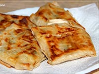 Рыбные пирожки в лаваше