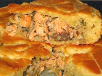 Пирог с красной рыбой