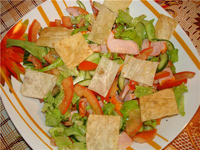 Салат с чипсами и курицей